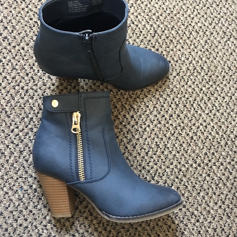 High ankle boots
